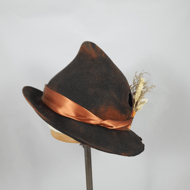Chapeau Flower de sorcière vieilli