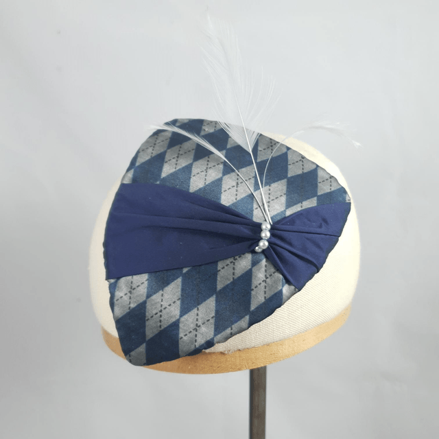 Fascinator Ecu - 4 maisons