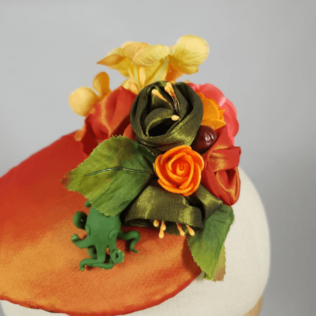 Fascinator goutte orange avec poulpe