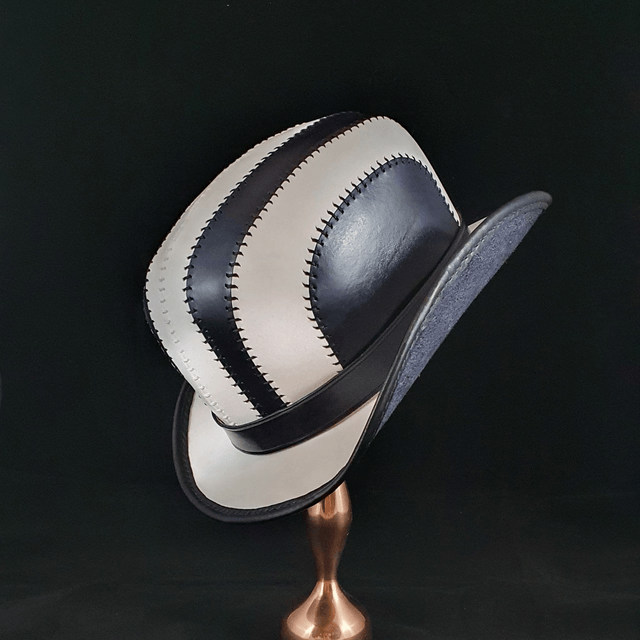 Melon en cuir noir et blanc