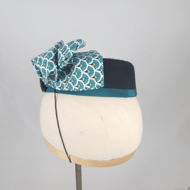Petit calot noir et bleu