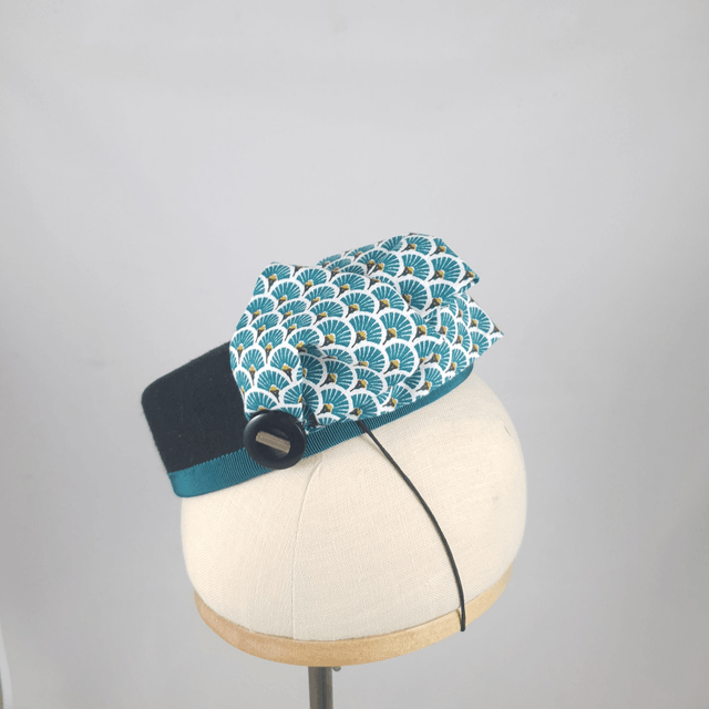 Petit calot noir et bleu