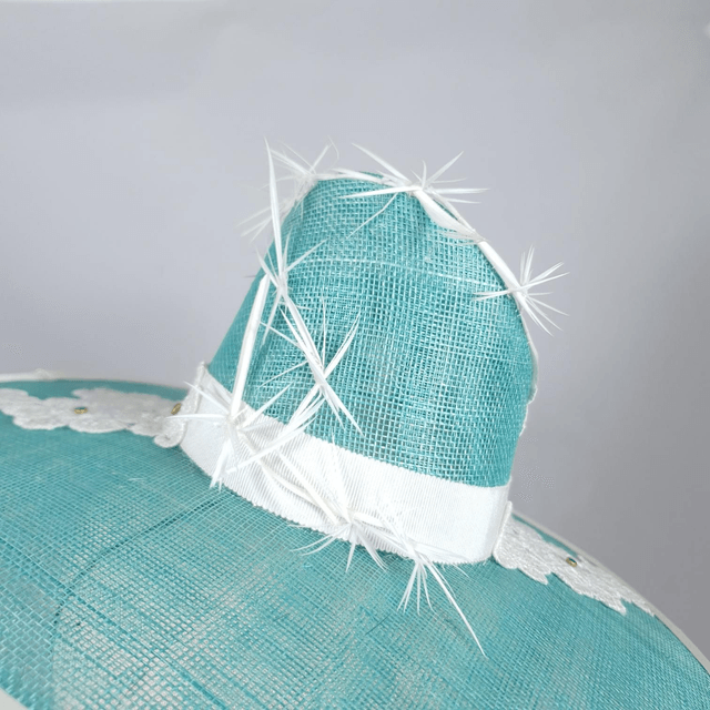 Midi capeline en sinamay bleu lagoon