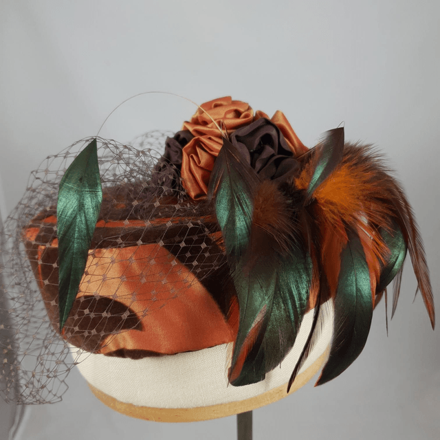Pillbox orange brocardé