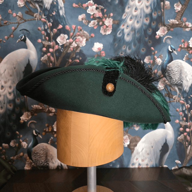 Tricorne vert et noir