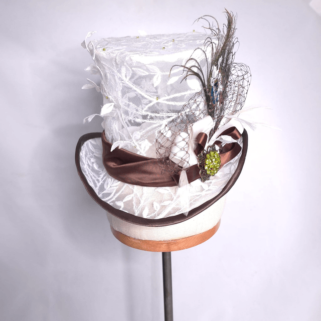 Midi Mad Hatter en dentelle