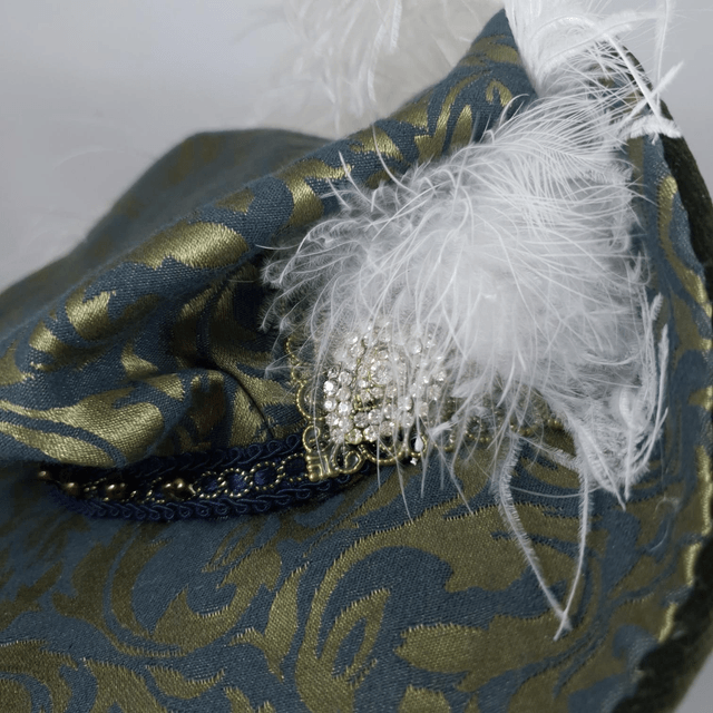 Chapeau midi d'inspiration Tudors