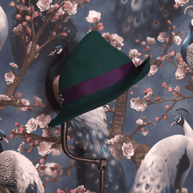 Chapeau Flower vert foncé à bijou