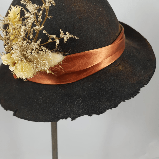 Chapeau Flower de sorcière vieilli