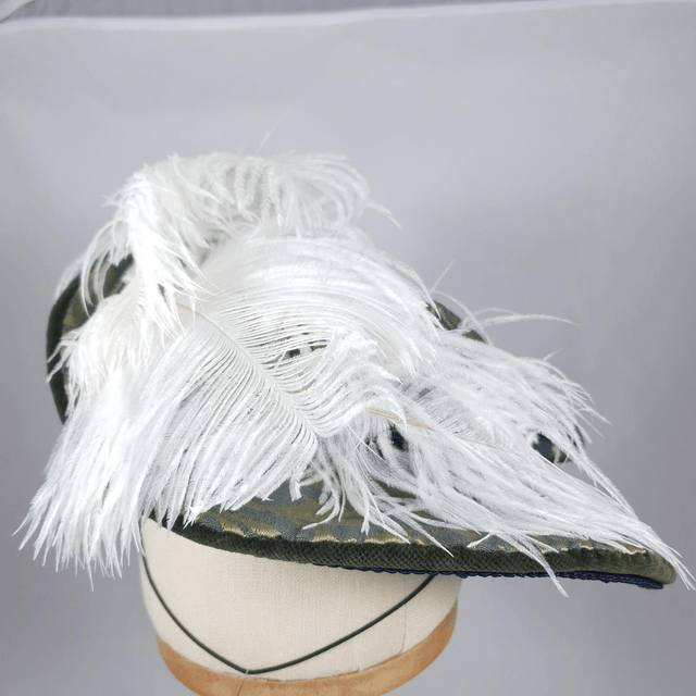 Chapeau midi d'inspiration Tudors
