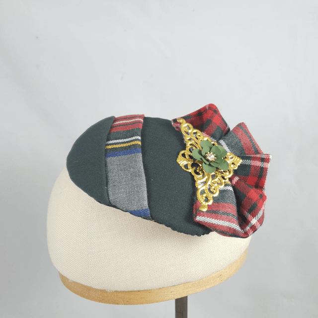 Fascinator oval - Scottish