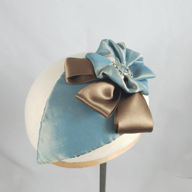 Fascinator goutte pétrole à cocarde